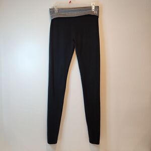 Victoria's Secret Stretch Yoga Pants Leggings Women's Size S/P Black/Gray NICE!